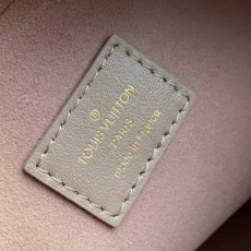 루이비통 쿠상 PM M20771