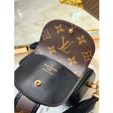 루이비통 숄더백 M69841