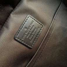 루이비통 소프트 트렁크 PM M30337