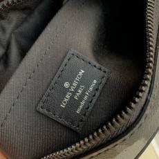 루이비통 미니 소프트 트렁크 M81936