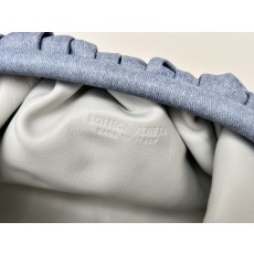 보테가 클러치백