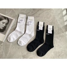 발렌시아가 양말