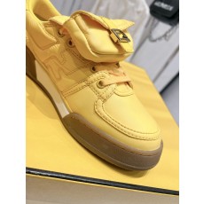 펜디 여성 스니커즈