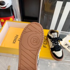 펜디 남여공용 운동화