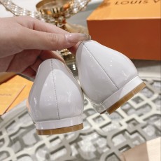 루이비통 여성 로퍼