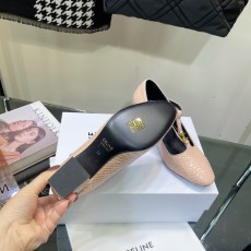 셀린느 여성 로퍼