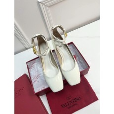 발렌티노 여성 로퍼