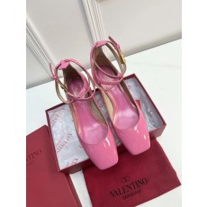 발렌티노 여성 로퍼