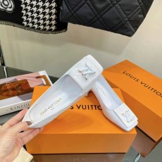 루이비통 여성 로퍼