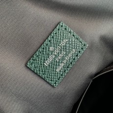 루이비통 ADRIAN M30857