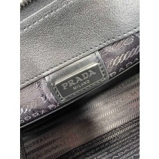 프라다 클러치백