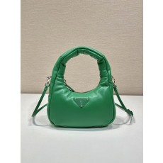 프라다 레더 호보백