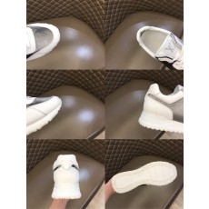 루이비통 남성 스니커즈