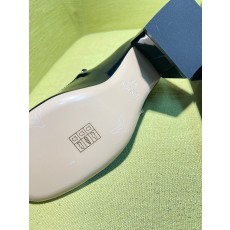 미우미우 여성 로퍼