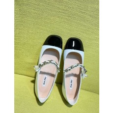 미우미우 여성 로퍼