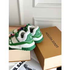 루이비통 남여공용 운동화