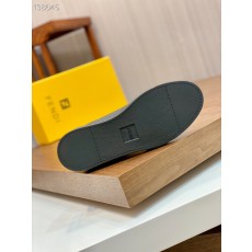 펜디 남성 스니커즈