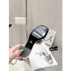 프라다 여성 슬리퍼