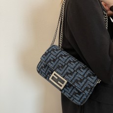 펜디 Lconic Baguette 숄더백