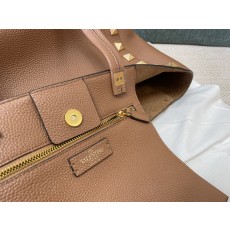 발렌티노 토트백