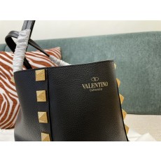 발렌티노 토트백