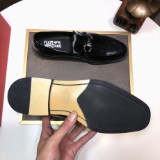 페레가모 남성 로퍼