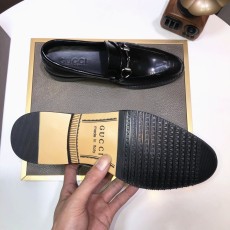 구찌 남성 로퍼