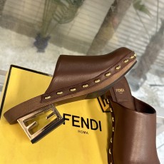 펜디 여성 슬리퍼