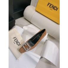 펜디 여성 미들힐