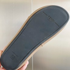 펜디 여성 슬리퍼