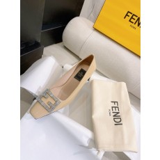 펜디 여성 미들힐