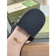 구찌 여성 샌들