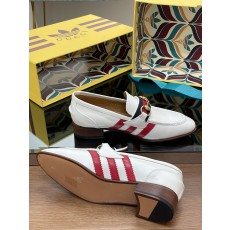 구찌 여성 로퍼