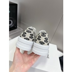 셀린느 스니커즈