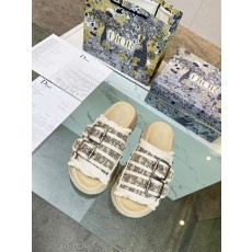 디올 여성 슬리퍼