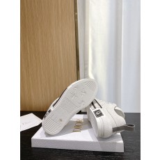 디올 남여공용 스니커즈