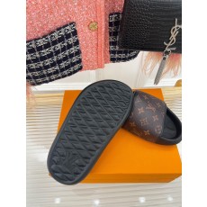 루이비통 남여공용 슬리퍼