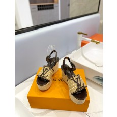 루이비통 여성 샌들