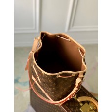 루이비통 쁘띠 노에 M40818