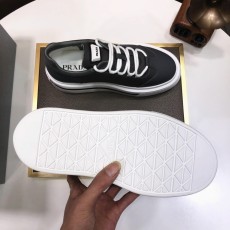 프라다 남성 운동화