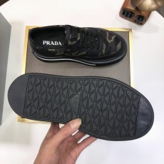 프라다 남성 운동화