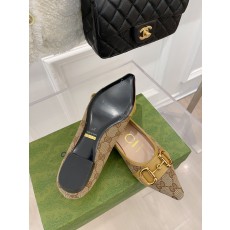 구찌 여성 로퍼