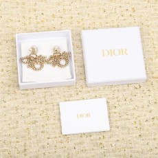디올 귀걸이