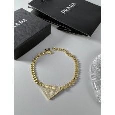 프라다 팔찌