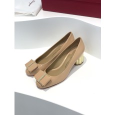 페레가모 여성 로퍼