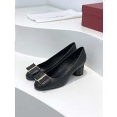 페레가모 여성 로퍼