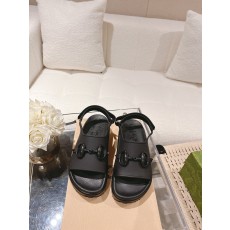 구찌 여성 샌들