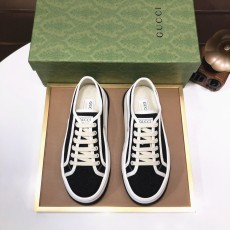 구찌 남여공용 스니커즈