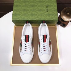 구찌 남성 스니커즈