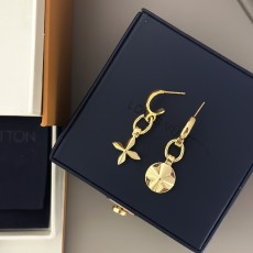 루이비통 귀걸이